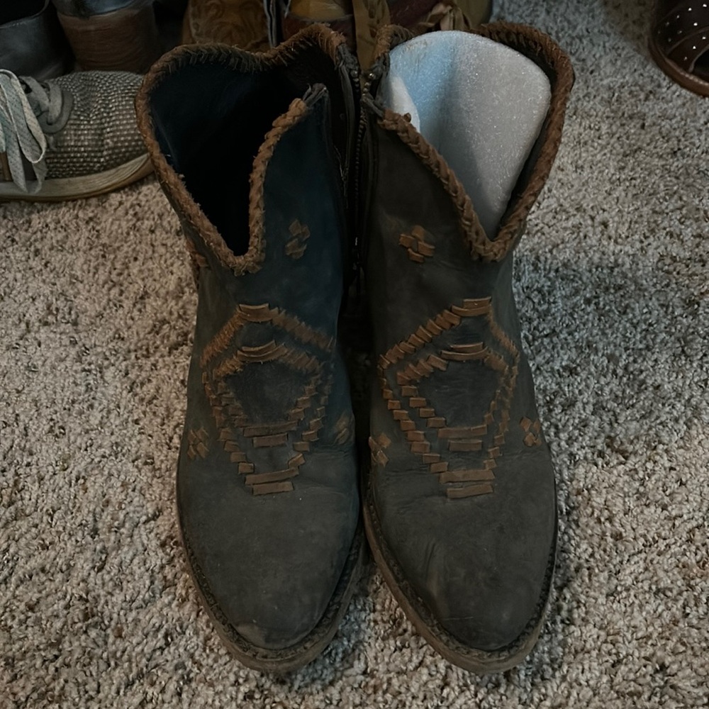 Liberty Black size 8